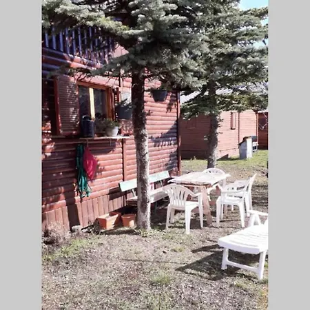 Chalet piccolo chalet di fronte al ponte Tibetano